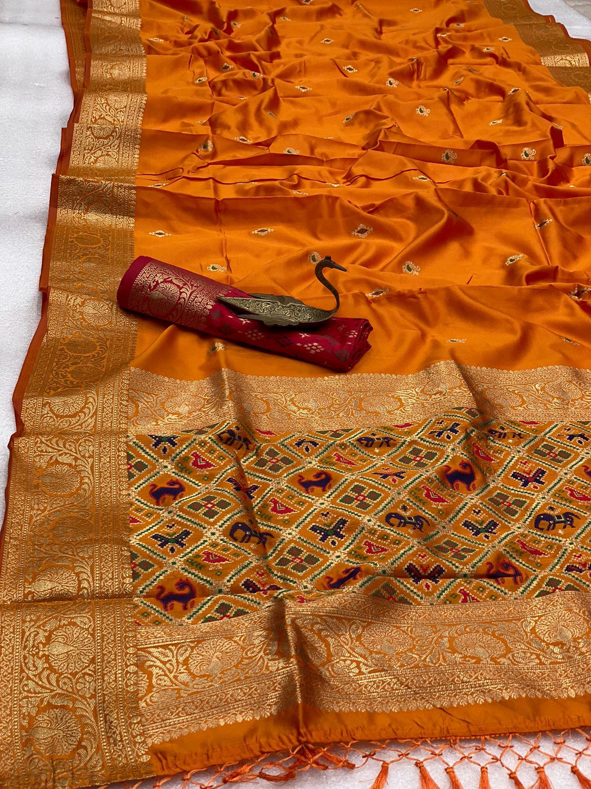Heavy banarasi patola pattern saree – Disami Trends