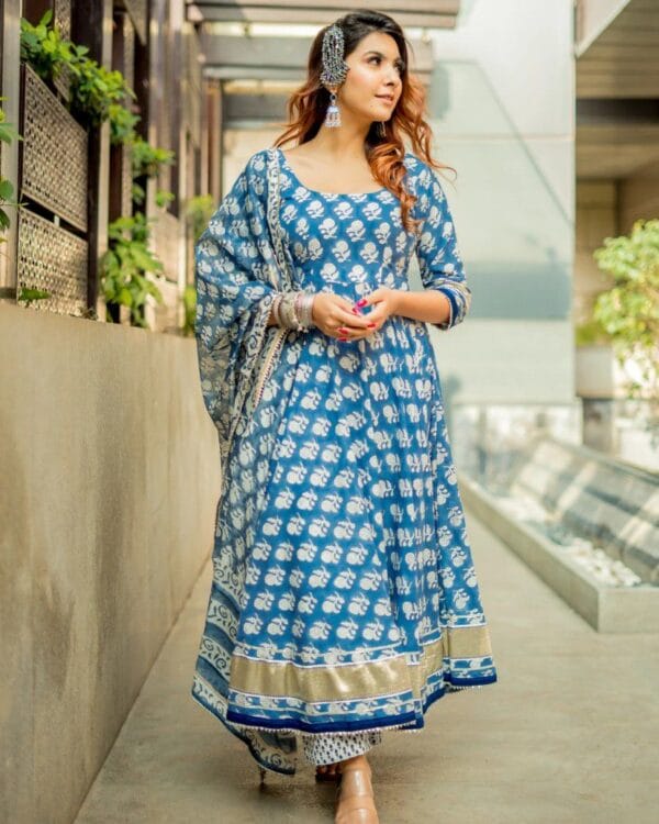 Anarkali suit with dupatta and pant - Image 2
